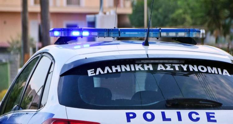 &Eta;&lambda;&epsilon;ί&alpha;: &Lambda;ή&sigma;&tau;&epsilon;&psi;&alpha;&nu; 120.000 &epsilon;&upsilon;&rho;ώ &alpha;&pi;ό &eta;&lambda;&iota;&kappa;&iota;&omega;&mu;έ&nu;&eta; &pi;&alpha;&rho;&iota;&sigma;&tau;ά&nu;&omicron;&nu;&tau;&alpha;&sigmaf; &tau;&omicron;&upsilon; &alpha;&sigma;&tau;&upsilon;&nu;&omicron;&mu;&iota;&kappa;&omicron;ύ&sigmaf; -&Tau;&alpha; &epsilon;&pi;έ&sigma;&tau;&rho;&epsilon;&psi;&alpha;&nu; &kappa;&alpha;&iota; &alpha;&phi;έ&theta;&eta;&kappa;&alpha;&nu; &epsilon;&lambda;&epsilon;ύ&theta;&epsilon;&rho;&omicron;&iota;