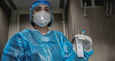 Έ&phi;&tau;&alpha;&sigma;&alpha;&nu; &tau;&omicron;&upsilon;&sigmaf; 706 &omicron;&iota; &delta;&iota;&alpha;&sigma;&omega;&lambda;&eta;&nu;&omega;&mu;έ&nu;&omicron;&iota; | 2.588 &tau;&alpha; &nu;έ&alpha; &kappa;&rho;&omicron;ύ&sigma;&mu;&alpha;&tau;&alpha;, 52 &theta;ά&nu;&alpha;&tau;&omicron;&iota;