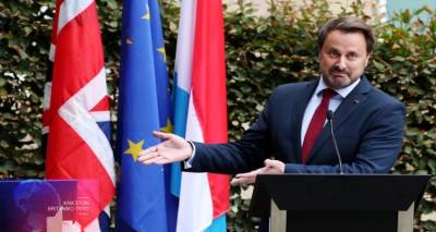 Brexit: Διαδηλωτές αποδοκιμάζουν τον Μπόρις Τζόνσον στο Λουξεμβούργο