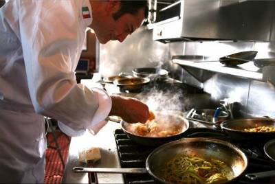 Ανακοινώθηκε η πρόσληψη ενός μάγειρα ή μαγείρισσας από το Δήμο Λήμνου