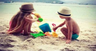 &Tau;&omicron; 2&omicron; &Delta;&eta;&mu;&omicron;&tau;&iota;&kappa;ό &Sigma;&chi;&omicron;&lambda;&epsilon;ί&omicron; &Mu;ύ&rho;&iota;&nu;&alpha;&sigmaf; &upsilon;&pi;&omicron;&delta;έ&chi;&epsilon;&tau;&alpha;&iota; &tau;&omicron; &kappa;&alpha;&lambda;&omicron;&kappa;&alpha;ί&rho;&iota;