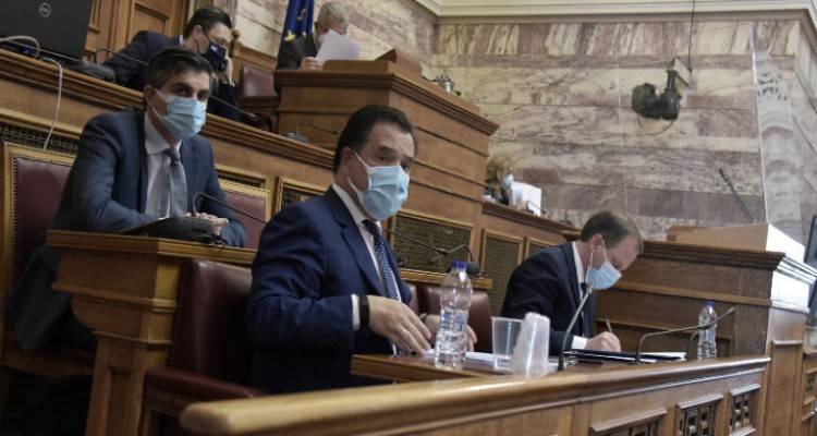 Στη Βουλή το νέο πλαίσιο εκσυγχρονισμού των δημόσιων συμβάσεων | Αντιπαράθεση κυβέρνησης με τα κόμματα