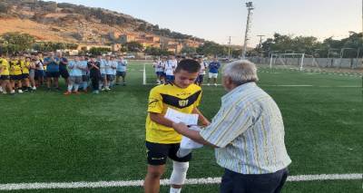 &Alpha;&pi;ό &tau;&eta;&nu; &alpha;&kappa;&alpha;&delta;&eta;&mu;ί&alpha; &tau;&omicron;&upsilon; &Phi;&iota;&lambda;&omicron;&kappa;&tau;ή&tau;&eta; &Kappa;&omicron;&nu;&tau;&iota;ά &sigma;&tau;&eta;&nu; &omicron;&mu;ά&delta;&alpha; &tau;&omicron;&upsilon; &Nu;έ&sigma;&tau;&omicron;&upsilon;.