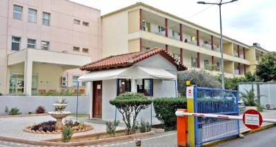 &Chi;&alpha;&nu;&iota;ά: &Sigma;&tau;&eta; &Mu;&Epsilon;&Theta; &beta;&rho;έ&phi;&omicron;&sigmaf; 14 &eta;&mu;&epsilon;&rho;ώ&nu; &mu;&epsilon; &kappa;&rho;&alpha;&nu;&iota;&omicron;&epsilon;&gamma;&kappa;&epsilon;&phi;&alpha;&lambda;&iota;&kappa;έ&sigmaf; &kappa;&alpha;&kappa;ώ&sigma;&epsilon;&iota;&sigmaf; | &Sigma;&upsilon;&nu;&epsilon;&lambda;ή&phi;&theta;&eta; &eta; &mu;&eta;&tau;έ&rho;&alpha; &tau;&omicron;&upsilon;
