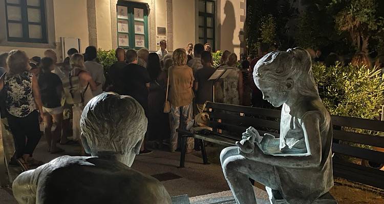 Η performance του Ευριπίδη Λασκαρίδη ήταν μια τελετουργία για την ύπαρξη και τη μεταμόρφωσή της!