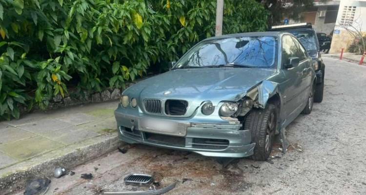 &Tau;&rho;&alpha;&gamma;&omicron;&upsilon;&delta;ί&sigma;&tau;&rho;&iota;&alpha; &gamma;&nu;&omega;&sigma;&tau;&omicron;ύ &sigma;&upsilon;&gamma;&kappa;&rho;&omicron;&tau;ή&mu;&alpha;&tau;&omicron;&sigmaf; &eta; 36&chi;&rho;&omicron;&nu;&eta; &pi;&omicron;&upsilon; &pi;ή&rho;&epsilon; &laquo;&sigma;&beta;ά&rho;&nu;&alpha;&raquo; &pi;έ&nu;&tau;&epsilon; &pi;&alpha;&rho;&kappa;&alpha;&rho;&iota;&sigma;&mu;έ&nu;&alpha; &alpha;&upsilon;&tau;&omicron;&kappa;ί&nu;&eta;&tau;&alpha; &sigma;&tau;&omicron; &Kappa;&omicron;&lambda;&omega;&nu;ά&kappa;&iota;