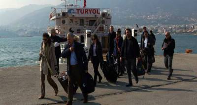 &Epsilon;&mu;&pi;&lambda;&omicron;&kappa;ή &mu;&epsilon; &tau;&omicron;&upsilon;&sigmaf; &Tau;&omicron;ύ&rho;&kappa;&omicron;&upsilon;&sigmaf; &pi;&alpha;&rho;&alpha;&tau;&eta;&rho;&eta;&tau;έ&sigmaf; | &Mu;&epsilon; &sigma;&phi;&rho;&alpha;&gamma;ί&delta;&alpha; &tau;&omicron;&upsilon; &psi;&epsilon;&upsilon;&delta;&omicron;&kappa;&rho;ά&tau;&omicron;&upsilon;&sigmaf; έ&phi;&tau;&alpha;&sigma;&epsilon; &sigma;&tau;&eta; &Chi;ί&omicron; &omicron; έ&nu;&alpha;&sigmaf; &alpha;&pi;ό &tau;&omicron;&upsilon;&sigmaf; έ&xi;&iota;