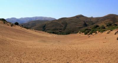 E-radio.gr: &Pi;&omicron;ύ &beta;&rho;ί&sigma;&kappa;&epsilon;&tau;&alpha;&iota; &eta; &epsilon;&lambda;&lambda;&eta;&nu;&iota;&kappa;ή... &Sigma;&alpha;&chi;ά&rho;&alpha;