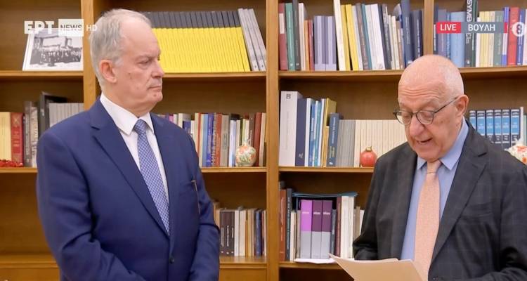 Νέος Πρόεδρος της Δημοκρατίας ο Κώστας Τασούλας -Εξελέγη με 160 ψήφους, τού ανακοίνωσαν το αποτέλεσμα