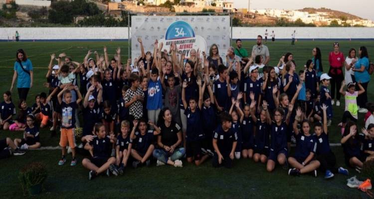 &Mu;&epsilon; &pi;&alpha;&iota;&delta;&iota;&kappa;ά &chi;&alpha;&mu;ό&gamma;&epsilon;&lambda;&alpha; &kappa;&alpha;&iota; &epsilon;&pi;&iota;&tau;&upsilon;&chi;ί&epsilon;&sigmaf; &gamma;&iota;&alpha; &tau;&eta; &Lambda;ή&mu;&nu;&omicron; έ&pi;&epsilon;&sigma;&epsilon; &eta; &alpha;&upsilon;&lambda;&alpha;ί&alpha; &tau;&omega;&nu; &Alpha;&iota;&gamma;&alpha;&iota;&omicron;&pi;&epsilon;&lambda;&alpha;&gamma;ί&tau;&iota;&kappa;&omega;&nu; &Alpha;&gamma;ώ&nu;&omega;&nu;