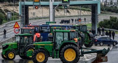 &Alpha;&gamma;&rho;&omicron;&tau;&iota;&kappa;έ&sigmaf; &kappa;&iota;&nu;&eta;&tau;&omicron;&pi;&omicron;&iota;ή&sigma;&epsilon;&iota;&sigmaf;: &Chi;&iota;&lambda;&iota;ά&delta;&epsilon;&sigmaf; &tau;&rho;&alpha;&kappa;&tau;έ&rho; &sigma;&tau;&omicron;&upsilon;&sigmaf; &delta;&rho;ό&mu;&omicron;&upsilon;&sigmaf; &pi;&alpha;&rho;ά &tau;&eta;&nu; &kappa;&alpha;&kappa;&omicron;&kappa;&alpha;&iota;&rho;ί&alpha; -&Nu;έ&alpha; &mu;&pi;&lambda;ό&kappa;&alpha; &sigma;&epsilon; ό&lambda;&eta; &tau;&eta; &chi;ώ&rho;&alpha;
