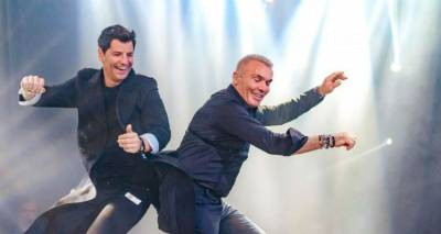 &Sigma;&tau;έ&lambda;&iota;&omicron;&sigmaf; &Rho;ό&kappa;&kappa;&omicron;&sigmaf;: &Tau;&iota; έ&kappa;&pi;&lambda;&eta;&xi;&eta; έ&kappa;&alpha;&nu;&epsilon; &mu;&alpha;&zeta;ί &mu;&epsilon; &tau;&omicron;&nu; &Rho;&omicron;&upsilon;&beta;ά &sigma;&tau;&eta; &sigma;ύ&zeta;&upsilon;&gamma;ό &tau;&omicron;&upsilon; &gamma;&iota;&alpha; &tau;&alpha; &gamma;&epsilon;&nu;έ&theta;&lambda;&iota;ά &tau;&eta;&sigmaf; (video)