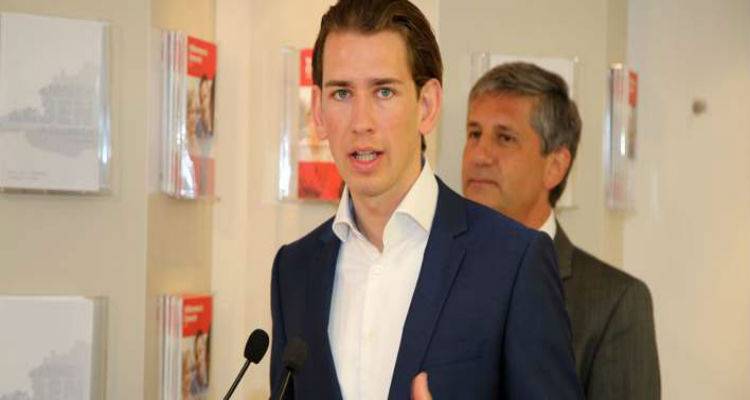 &Alpha;&upsilon;&sigma;&tau;&rho;&iota;&alpha;&kappa;ό&sigmaf; &Upsilon;&Pi;&Epsilon;&Xi;: &Pi;&rho;&alpha;&gamma;&mu;&alpha;&tau;&iota;&kappa;ό&tau;&eta;&tau;&alpha; &omicron; &epsilon;&gamma;&kappa;&lambda;&epsilon;&iota;&sigma;&mu;ό&sigmaf; &pi;&rho;&omicron;&sigma;&phi;ύ&gamma;&omega;&nu; &sigma;&tau;&alpha; &epsilon;&lambda;&lambda;&eta;&nu;&iota;&kappa;ά &nu;&eta;&sigma;&iota;ά