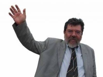 &Delta;ή&mu;&omicron;&sigmaf; &Lambda;έ&sigma;&beta;&omicron;&upsilon;: &Epsilon;ί&mu;&alpha;&sigma;&tau;&epsilon; &mu;&iota;&alpha; &omega;&rho;&alpha;ί&alpha; &alpha;&tau;&mu;ό&sigma;&phi;&alpha;&iota;&rho;&alpha;....