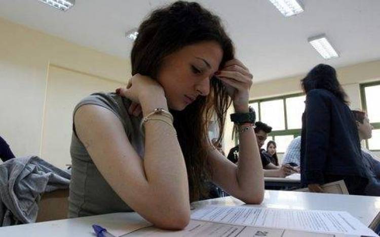 &Sigma;&tau;&omicron;&upsilon;&sigmaf; 69.288 &omicron;&iota; &epsilon;&iota;&sigma;&alpha;&kappa;&tau;έ&omicron;&iota; &sigma;&epsilon; &Alpha;&Epsilon;&Iota; &kappa;&alpha;&iota; &Tau;&Epsilon;&Iota; - &Lambda;&iota;&gamma;ό&tau;&epsilon;&rho;&omicron;&iota; &kappa;&alpha;&tau;ά 8,9%