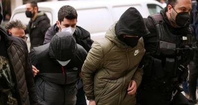 &Delta;&omicron;&lambda;&omicron;&phi;&omicron;&nu;ί&alpha; &Kappa;&alpha;&mu;&pi;&alpha;&nu;&omicron;ύ: &Pi;ώ&sigmaf; &omicron;&rho;&gamma;ά&nu;&omega;&sigma;&alpha;&nu; &tau;&eta;&nu; &epsilon;&pi;ί&theta;&epsilon;&sigma;&eta; &omicron;&iota; &sigma;&kappa;&lambda;&eta;&rho;&omicron;ί &chi;&omicron;ύ&lambda;&iota;&gamma;&kappa;&alpha;&nu; &kappa;&alpha;&iota; &tau;&alpha; sms &mu;&epsilon;&tau;&alpha;&xi;ύ &tau;&omicron;&upsilon;&sigmaf; | &Nu;έ&epsilon;&sigmaf; &kappa;&alpha;&tau;&alpha;&theta;έ&sigma;&epsilon;&iota;&sigmaf;