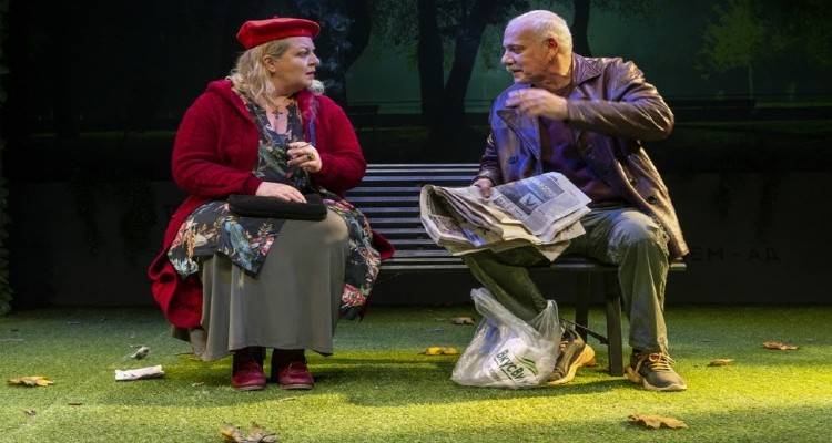 «Το παγκάκι» με τον Γιώργο Κιμούλη και την  Φωτεινή Μπαξεβάνη έρχεται Λήμνο
