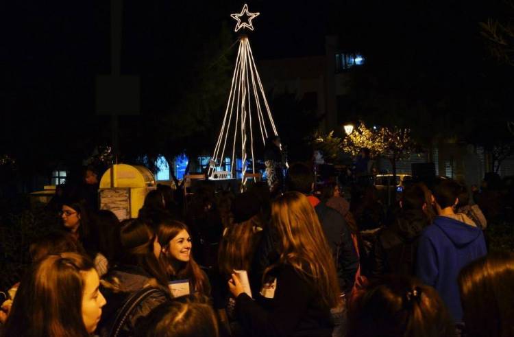Με απόλυτη επιτυχία ολοκληρώθηκε η συναυλία των  «Ενεργών Πολιτών».(photos + mp3)