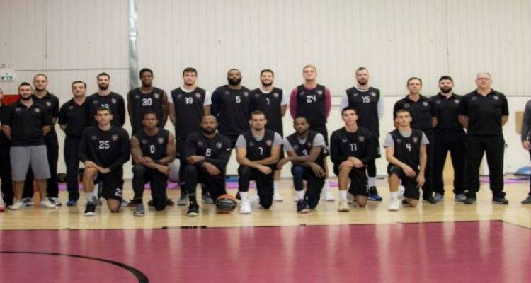 Έ&gamma;&iota;&nu;&epsilon; &omicron; &Alpha;&gamma;&iota;&alpha;&sigma;&mu;ό&sigmaf; &sigma;&tau;&omicron;&nu; Ή&phi;&alpha;&iota;&sigma;&tau;&omicron; &Lambda;ή&mu;&nu;&omicron;&upsilon;