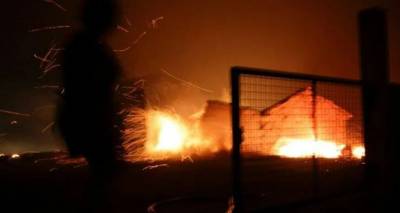 &Phi;&omicron;&nu;&iota;&kappa;ή &pi;&upsilon;&rho;&kappa;&alpha;&gamma;&iota;ά &sigma;&tau;&eta;&nu; &Pi;&omicron;&rho;&tau;&omicron;&gamma;&alpha;&lambda;ί&alpha;: &Sigma;&tau;&omicron;&upsilon;&sigmaf; 39 &omicron;&iota; &nu;&epsilon;&kappa;&rho;&omicron;ί