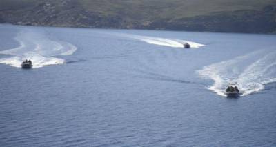 &Epsilon;&nu;&tau;&upsilon;&pi;&omega;&sigma;&iota;&alpha;&kappa;έ&sigmaf; &epsilon;&iota;&kappa;ό&nu;&epsilon;&sigmaf; &alpha;&pi;ό &alpha;&sigma;&kappa;ή&sigma;&epsilon;&iota;&sigmaf; "&alpha;&nu;&alpha;&kappa;&alpha;&tau;ά&lambda;&eta;&psi;&eta;&sigmaf; &beta;&rho;&alpha;&chi;&omicron;&nu;&eta;&sigma;ί&delta;&alpha;&sigmaf;" &sigma;&tau;&eta; &Lambda;ή&mu;&nu;&omicron; (photos)