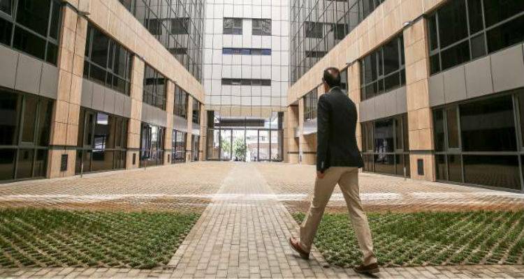 &Chi;&alpha;&rho;ά&tau;&sigma;&iota; &gamma;&iota;&alpha; &tau;&omicron; &Alpha;&sigma;&phi;&alpha;&lambda;&iota;&sigma;&tau;&iota;&kappa;ό &kappa;&alpha;&iota; &sigma;&tau;&omicron;&upsilon;&sigmaf; &delta;&eta;&mu;&omicron;&sigma;ί&omicron;&upsilon;&sigmaf; &upsilon;&pi;&alpha;&lambda;&lambda;ή&lambda;&omicron;&upsilon;&sigmaf; | &Tau;&iota; &theta;&alpha; &iota;&sigma;&chi;ύ&epsilon;&iota; &alpha;&pi;ό &tau;&omicron;&nu; &Iota;&alpha;&nu;&omicron;&upsilon;ά&rho;&iota;&omicron;