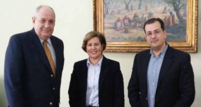 Συνάντηση της Χριστιάνας Καλογήρου με τον Υφυπουργό Επικρατείας κ. Τέρενς Κουίκ