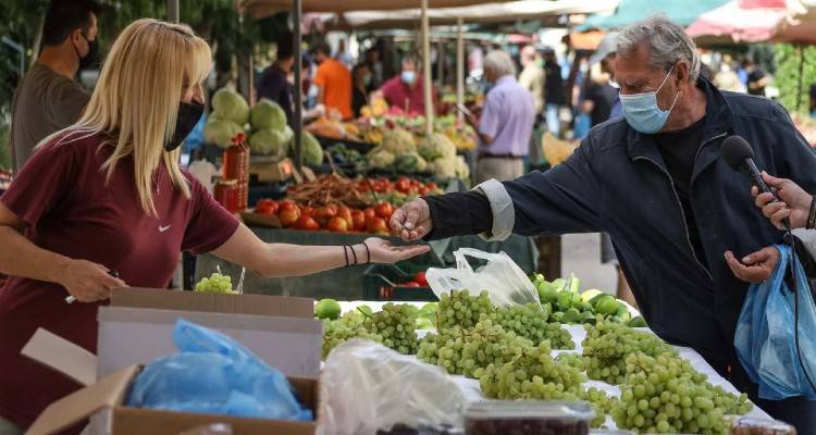 «Τσουνάμι» αυξήσεων σε πάνω από 500 προϊόντα το φθινόπωρο | Τι θα ανακοινώσει ο Μητσοτάκης από τη ΔΕΘ