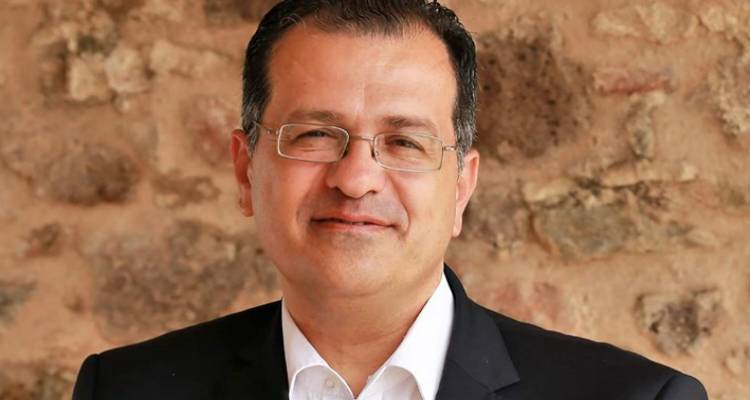 &Theta;. &Beta;&alpha;&lambda;&sigma;&alpha;&mu;ί&delta;&eta;&sigmaf;: &laquo;&Theta;&alpha; &delta;&iota;&epsilon;&kappa;&delta;&iota;&kappa;ώ &lambda;ύ&sigma;&epsilon;&iota;&sigmaf; &sigma;&tau;&alpha; &pi;&rho;&omicron;&beta;&lambda;ή&mu;&alpha;&tau;&alpha; &tau;&omega;&nu; &nu;&eta;&sigma;&iota;ώ&nu; &mu;&alpha;&sigmaf;&raquo; (audio)