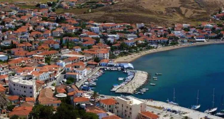 Οικονομική ενίσχυση σε αριστούχους και οικονομικά αδύναμους μαθητές/μαθήτριες της Μύρινας από το Χριστοδουλίδειο Συσσίτιο