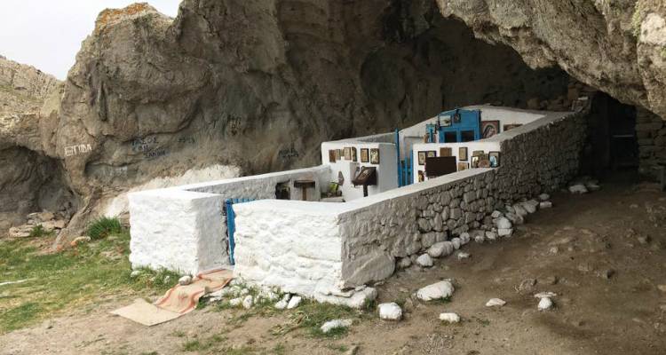 &Lambda;ή&mu;&nu;&omicron;&sigmaf;: &Omicron; &delta;&eta;&mu;&omicron;&sigma;&iota;&omicron;&gamma;&rho;ά&phi;&omicron;&sigmaf; &tau;&eta;&sigmaf; Aegean &Phi;ώ&tau;&eta;&sigmaf; &Beta;&alpha;&lambda;&lambda;ά&tau;&omicron;&sigmaf; &sigma;&tau;&eta;&nu; &Pi;&alpha;&nu;&alpha;&gamma;&iota;ά &tau;&eta;&nu; &Kappa;&alpha;&kappa;&alpha;&beta;&iota;ώ&tau;&iota;&sigma;&sigma;&alpha;! (photos)