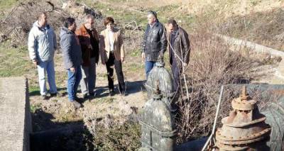 &Eta; &Chi;&rho;&iota;&sigma;&tau;&iota;ά&nu;&alpha; &Kappa;&alpha;&lambda;&omicron;&gamma;ή&rho;&omicron;&upsilon; &sigma;&epsilon; έ&rho;&gamma;&alpha; &tau;&eta;&sigmaf;  &Pi;&epsilon;&rho;&iota;&phi;έ&rho;&epsilon;&iota;&alpha;&sigmaf; &Beta;&omicron;&rho;&epsilon;ί&omicron;&upsilon; &Alpha;&iota;&gamma;&alpha;ί&omicron;&upsilon; &sigma;&tau;&eta; &Lambda;ή&mu;&nu;&omicron; (photos)