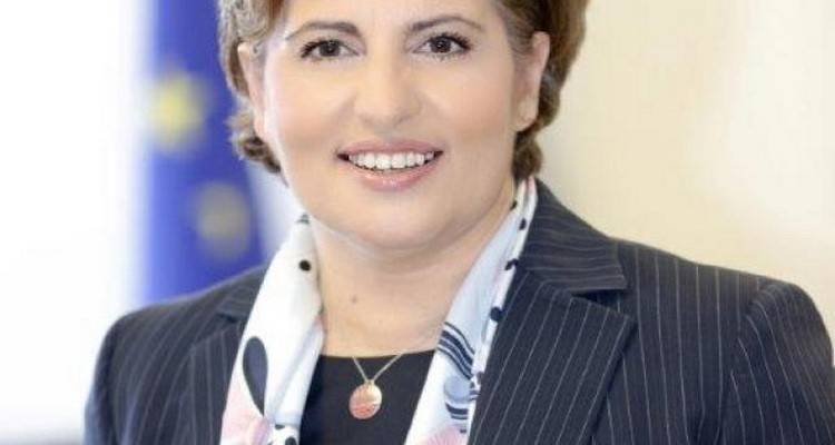 Την υποστήριξη των Ευρωπαϊκών Περιφερειών ζητά η Χριστιάνα Καλογήρου