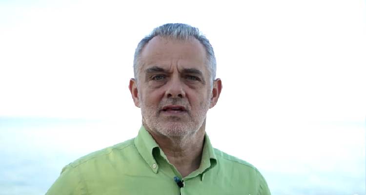 &laquo;&Mu;&iota;&alpha; &omicron;&phi;&epsilon;&iota;&lambda;ό&mu;&epsilon;&nu;&eta; &alpha;&pi;ά&nu;&tau;&eta;&sigma;&eta; &sigma;&tau;&eta;&nu; &kappa;. &Tau;&omicron;ύ&phi;&omicron;&upsilon; &mu;&epsilon;&tau;ά &tau;&eta; &pi;&rho;&omicron;&sigma;&omega;&pi;&iota;&kappa;ή &epsilon;&pi;ί&theta;&epsilon;&sigma;&eta; &sigma;&tau;&omicron;&nu; &epsilon;&pi;&iota;&kappa;&epsilon;&phi;&alpha;&lambda;ή&sigmaf; &tau;&eta;&sigmaf; &Sigma;&upsilon;&mu;&pi;&alpha;&rho;&tau;&alpha;&xi;&eta;&sigmaf; &Pi;&omicron;&lambda;&iota;&tau;ώ&nu; &Gamma;.&Sigma;&pi;&iota;&lambda;ά&nu;&eta;&raquo;
