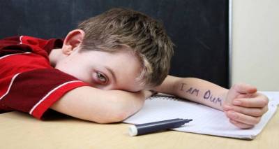 Το Θάνος μιλάει για το Σχολικό Εκφοβισμό και τις Μαθησιακές Δυσκολίες