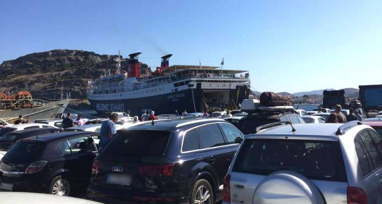 &Eta; &pi;&rho;ώ&tau;&eta; &alpha;&pi;&omicron;&tau;ί&mu;&eta;&sigma;&eta; &tau;&eta;&sigmaf; &phi;&epsilon;&tau;&iota;&nu;ή&sigmaf; &tau;&omicron;&upsilon;&rho;&iota;&sigma;&tau;&iota;&kappa;ή&sigmaf; &sigma;&epsilon;&zeta;ό&nu;: &Delta;&iota;&pi;&lambda;&alpha;&sigma;&iota;ά&sigma;&tau;&eta;&kappa;&epsilon; &omicron; &pi;&lambda;&eta;&theta;&upsilon;&sigma;&mu;ό&sigmaf; &tau;&eta;&sigmaf; &Lambda;ή&mu;&nu;&omicron;&upsilon;