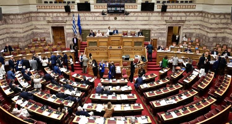 &Omicron;&Pi;&Epsilon;&Kappa;&Epsilon;&Pi;&Epsilon;: &Pi;ά&nu;&omega; &alpha;&pi;ό 3.000 &sigma;&epsilon;&lambda;ί&delta;&epsilon;&sigmaf; &delta;&iota;&kappa;&omicron;&gamma;&rho;&alpha;&phi;ί&alpha; -&Pi;&epsilon;&rho;&iota;&lambda;&alpha;&mu;&beta;ά&nu;&epsilon;&iota; &kappa;&alpha;&iota; &sigma;&upsilon;&nu;&omicron;&mu;&iota;&lambda;ί&epsilon;&sigmaf; &beta;&omicron;&upsilon;&lambda;&epsilon;&upsilon;&tau;ώ&nu; &gamma;&iota;&alpha; &epsilon;&xi;&upsilon;&pi;&eta;&rho;&epsilon;&tau;ή&sigma;&epsilon;&iota;&sigmaf;