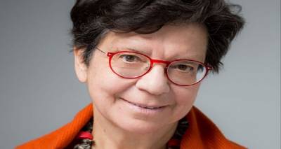 H Μαρία Ευθυμίου στον FM100: &quot;Ο τρόπος που διδάσκεται η ιστορία στα σχολεία είναι προσβλητικός&quot;