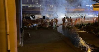 &Sigma;&omicron;&kappa; &mu;&epsilon; &tau;&omicron; &tau;&rho;&omicron;&chi;&alpha;ί&omicron; &mu;&epsilon; &lambda;&epsilon;&omega;&phi;&omicron;&rho;&epsilon;ί&omicron; &sigma;&tau;&eta; &Beta;&epsilon;&nu;&epsilon;&tau;ί&alpha; &kappa;&alpha;&iota; 21 &nu;&epsilon;&kappa;&rho;&omicron;ύ&sigmaf; | &Mu;ά&rho;&tau;&upsilon;&rho;&epsilon;&sigmaf; &pi;&epsilon;&rho;&iota;&gamma;&rho;ά&phi;&omicron;&upsilon;&nu; &pi;ώ&sigmaf; έ&pi;&epsilon;&sigma;&epsilon; &alpha;&pi;ό &tau;&eta; &gamma;έ&phi;&upsilon;&rho;&alpha;