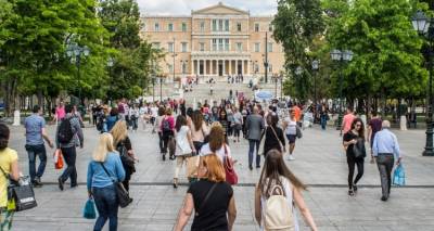 &laquo;&Lambda;&epsilon;ί&pi;&omicron;&upsilon;&nu;&raquo; 260.000 &epsilon;&rho;&gamma;&alpha;&zeta;ό&mu;&epsilon;&nu;&omicron;&iota; &alpha;&pi;ό &tau;&eta;&nu; &alpha;&gamma;&omicron;&rho;ά &epsilon;&rho;&gamma;&alpha;&sigma;ί&alpha;&sigmaf; -&Omicron;&iota; &epsilon;&iota;&delta;&iota;&kappa;ό&tau;&eta;&tau;&epsilon;&sigmaf; &mu;&epsilon; &tau;&alpha; &mu;&epsilon;&gamma;ά&lambda;&alpha; &kappa;&epsilon;&nu;ά