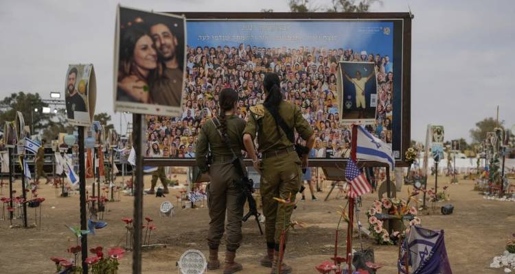 &Sigma;&epsilon; &sigma;&upsilon;&nu;&alpha;&gamma;&epsilon;&rho;&mu;ό &tau;&omicron; &Iota;&sigma;&rho;&alpha;ή&lambda; &alpha;&nu;ή&mu;&epsilon;&rho;&alpha; &tau;&eta;&sigmaf; &laquo;&mu;&alpha;ύ&rho;&eta;&sigmaf;&raquo; &epsilon;&pi;&epsilon;&tau;&epsilon;ί&omicron;&upsilon; &tau;&eta;&sigmaf; 7&eta;&sigmaf; &Omicron;&kappa;&tau;&omega;&beta;&rho;ί&omicron;&upsilon; -&Phi;ό&beta;&omicron;&iota; &gamma;&iota;&alpha; &tau;&rho;&omicron;&mu;&omicron;&kappa;&rho;&alpha;&tau;&iota;&kappa;έ&sigmaf; &epsilon;&pi;&iota;&theta;έ&sigma;&epsilon;&iota;&sigmaf;