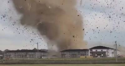 &Eta;&Pi;&Alpha;: &Alpha;&pi;ί&sigma;&tau;&epsilon;&upsilon;&tau;&epsilon;&sigmaf; &epsilon;&iota;&kappa;ό&nu;&epsilon;&sigmaf; &sigma;&tau;&eta;&nu; &Iota;&nu;&tau;&iota;ά&nu;&alpha;, &alpha;&nu;&epsilon;&mu;&omicron;&sigma;&tau;&rho;ό&beta;&iota;&lambda;&omicron;&sigmaf; &delta;&iota;&alpha;&lambda;ύ&epsilon;&iota; &kappa;&tau;ί&rho;&iota;&alpha; &sigma;&epsilon; &kappa;&omega;&mu;ό&pi;&omicron;&lambda;&eta;