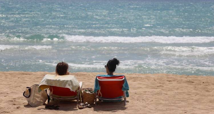 Βρετανία: Τέλος η καραντίνα για εμβολιασμένους που επιστρέφουν από «πορτοκαλί» χώρες