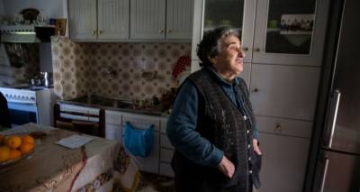 &Eta; &gamma;&iota;&alpha;&gamma;&iota;ά &tau;&eta;&sigmaf; &Lambda;έ&sigma;&beta;&omicron;&upsilon; &pi;&omicron;&upsilon; &tau;ά&iota;&sigma;&epsilon; &tau;&omicron; &pi;&rho;&omicron;&sigma;&phi;&upsilon;&gamma;ό&pi;&omicron;&upsilon;&lambda;&omicron; &sigma;&tau;&eta; Guardian