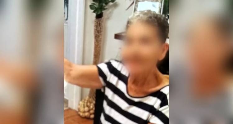 Γλυφάδα: Πέθανε η 70χρονη που είχε δεχθεί επίθεση με πέτρα από 38χρονο την ώρα που τάιζε αδέσποτες γάτες