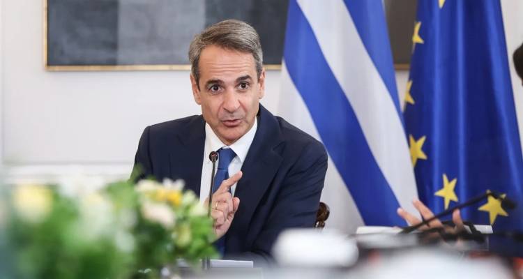 Αυτή είναι η νέα κυβέρνηση: Θ. Λιβάνιος στο Εσωτερικών, Θεοδωρικάκος στο Ανάπτυξης, Κεραμέως στο Εργασίας - 4 υπουργοί εκτός