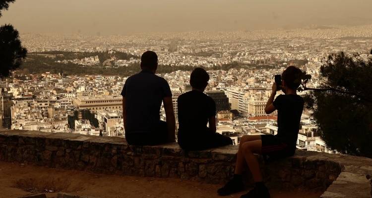&Mu;&alpha;&rho;&omicron;&upsilon;&sigma;ά&kappa;&eta;&sigmaf;: &laquo;Έ&rho;&chi;&epsilon;&tau;&alpha;&iota; &nu;έ&omicron; &iota;&sigma;&chi;&upsilon;&rho;ό &epsilon;&pi;&epsilon;&iota;&sigma;ό&delta;&iota;&omicron; &alpha;&phi;&rho;&iota;&kappa;&alpha;&nu;&iota;&kappa;ή&sigmaf; &sigma;&kappa;ό&nu;&eta;&sigmaf; -&Alpha;&pi;ό &tau;&iota;&sigmaf; &alpha;&rho;&chi;έ&sigmaf; &tau;&eta;&sigmaf; ά&lambda;&lambda;&eta;&sigmaf; &epsilon;&beta;&delta;&omicron;&mu;ά&delta;&alpha;&sigmaf;&raquo;