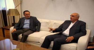 &Lambda;&alpha;&phi;&alpha;&zeta;ά&nu;&eta;&sigmaf;: &Upsilon;&pi;ά&rho;&chi;&omicron;&upsilon;&nu; &sigma;&tau;&rho;&alpha;&tau;&eta;&gamma;&iota;&kappa;έ&sigmaf; &delta;&iota;&alpha;&phi;&omicron;&rho;έ&sigmaf; &mu;&epsilon; &Nu;&Delta;