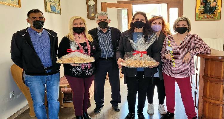 &Tau;&omicron; &Delta;.&Iota;&Epsilon;&Kappa; &Lambda;ή&mu;&nu;&omicron;&upsilon; &sigma;&upsilon;&nu;&epsilon;&chi;ί&zeta;&epsilon;&iota; &tau;&iota;&sigmaf; &delta;&rho;ά&sigma;&epsilon;&iota;&sigmaf; &alpha;&gamma;ά&pi;&eta;&sigmaf;