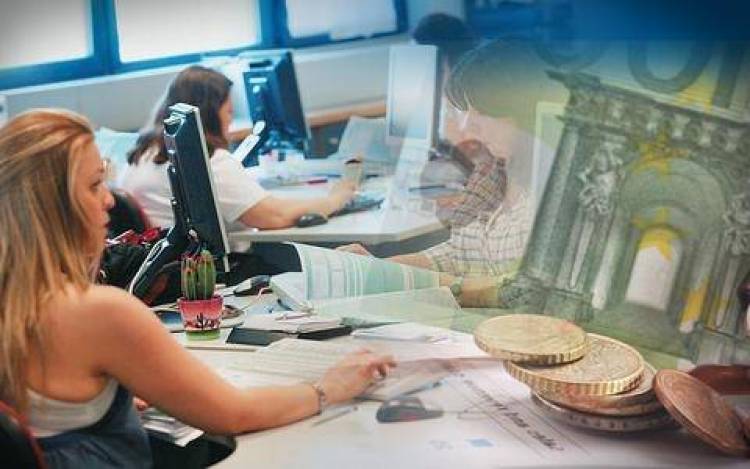 &Sigma;&tau;&alpha; 61,2 &delta;&iota;&sigma;. &epsilon;&upsilon;&rho;ώ &tau;&alpha; &chi;&rho;έ&eta; &sigma;&tau;&omicron; &Delta;&eta;&mu;ό&sigma;&iota;&omicron;